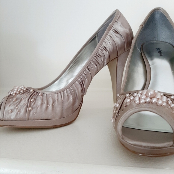 EUC HAZEL STILETTO HEELS - Picture 7 of 14